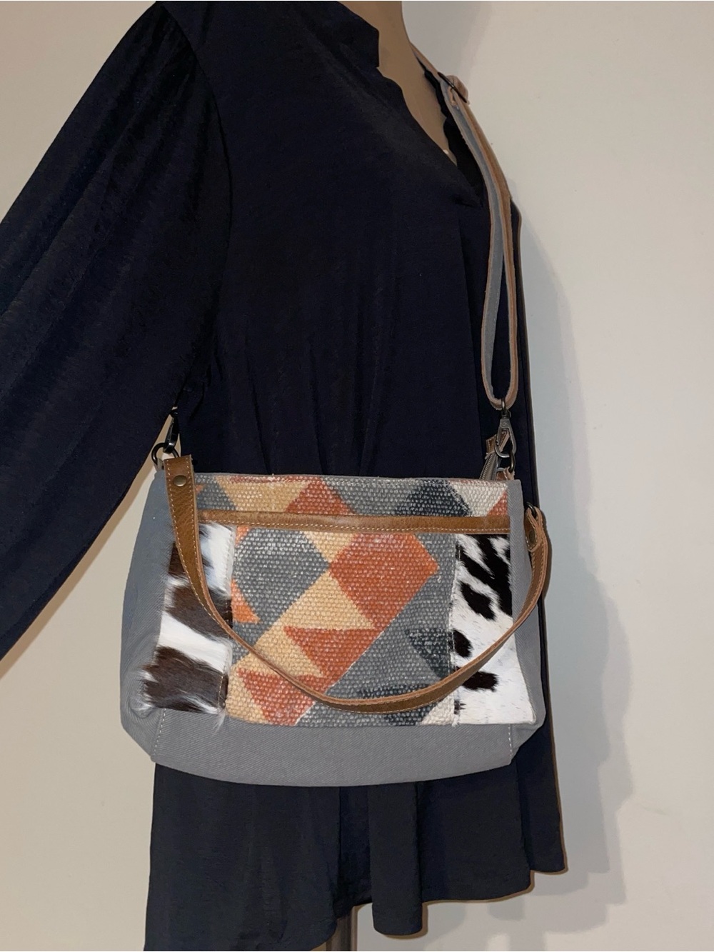 WMNS 2XL outfit -accessorized-Myra Bag & jewelry